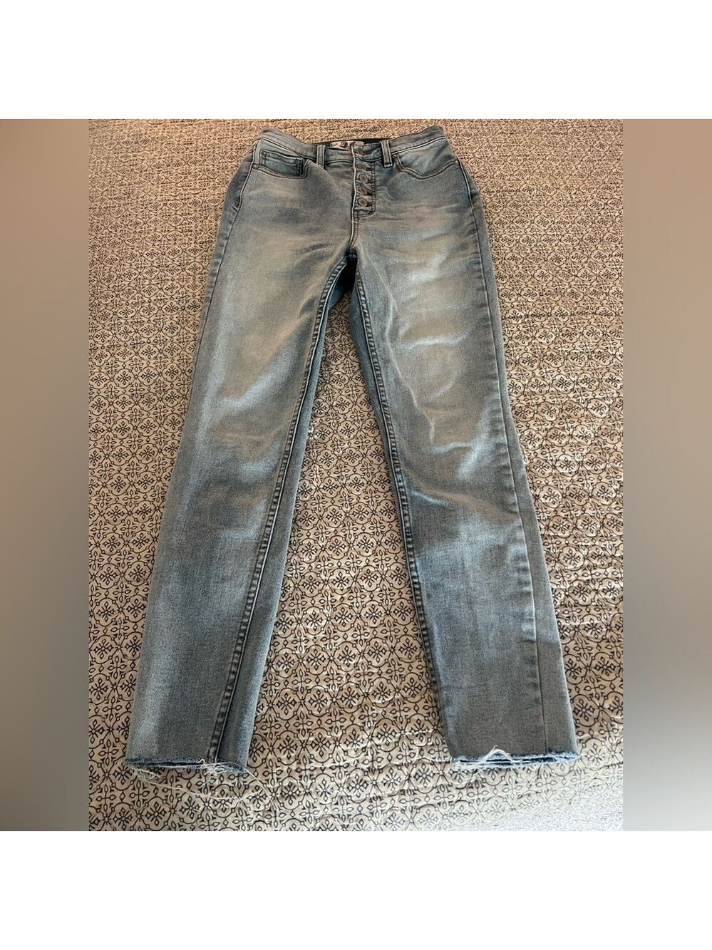 Free People We The Free jeans buttonfly Sz 26 nwot - Picture 1 of 2
